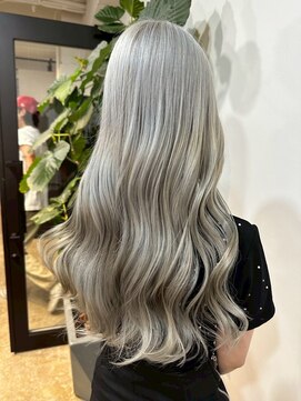 メリー オオサカ(Merly Osaka) 超ハイトーン！white silver