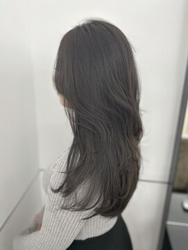 ムード(MOOD,) ダークアッシュ/大人ガーリー[レイヤーカット/髪質改善/銀座]