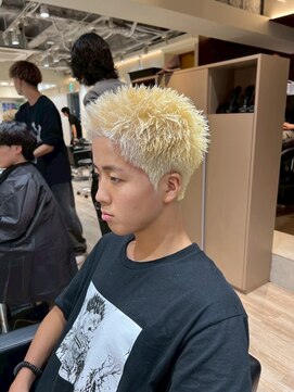 ルースト 原宿店(ROOST) スパイキーショート