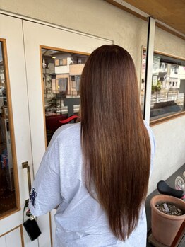 フルール(fleur)の写真/【髪質改善★】拘りの特別な商材をご用意。広がり・ぱさつき・うねりにお悩みの方に必見！艶サラ髪へ♪