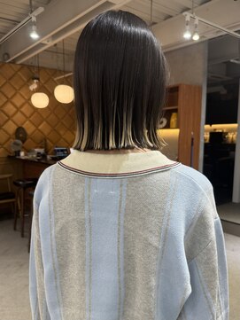 ボブ × 毛先ブリーチ