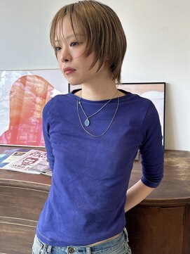 ヘアーアイストゥーレ(HAIR ICI TRE) ハッシュショートシャギーショートヘーゼルベージュレイヤー