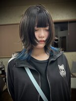 ヘアショップ ホップエム(HAIR SHOP HOP M)&nbsp;ウルフ/ウルフカット/インナーカラー/青/サブカル