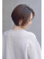 トップシェイプ(TOP SHAPE) 丸みシルエット大人可愛いショートボブ襟足すっきりベージュ