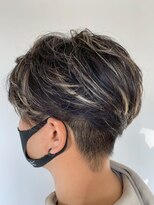 カミオ シオン(KAMIO CION)&nbsp;【立体感】コントラストハイライト×刈り上げマッシュ