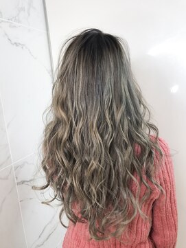 アヴァンスクロス あべのルシアス店(AVANCE.CROSS) ハイライト×ベージュ