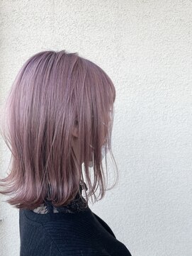 ラドンナアデッソ(LA.DONNA ADDESSO) 切りっぱなしボブ