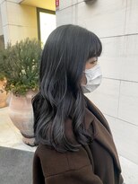 アンフィシュピトロワ(AnFye spi tlow)&nbsp;【AnFye】ダブルカラーで暗めグレージュ♪