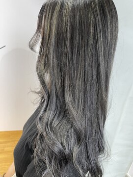 リーオオサカ(Lee Osaka) 【巻き髪映える】暗髪3Dハイライトカラー/新出奈津樹