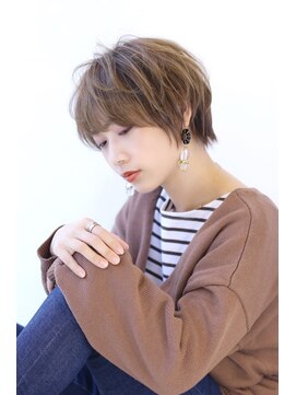 オーロ 緑地公園店(ORO) イメチェンローライトフォギーベージュ小顔ワンサイドショート