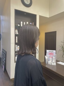 アールトゥーヘアー(art To Hair) ロングボブ/ミディアム/グレージュカラー/透明感