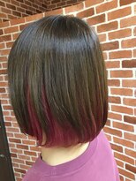 フープ(hoop)&nbsp;インナーカラー立体ボブ