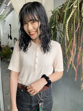 フィン(fin,) fin,/グレージュカラー/ボブウルフ/黒髪/ココアベージュ/パーマ