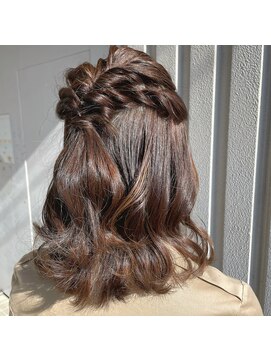 エイムヘアメイク 舟入店 お呼ばれハーフアップアレンジ