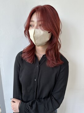 スリー(three) ワインレッド