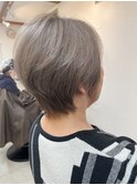 白髪ぼかしグレージュカラーケアブリーチ５０代