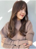 顔周りレイヤーカット 艶感 ベージュカラー 透明感 ロング