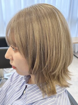 アフェクト 上大岡(affect) ことりベージュ/ウルフカット/ハッシュカット/ブリーチ/上大岡