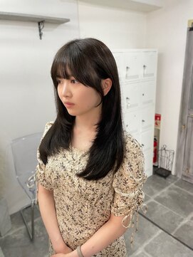 リアン バイ キートス(Lien by kiitos) 小顔レイヤー/オリーブグレージュ/美白/トレンド/ハッシュカット