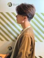 バーバーバー アカバネ(BARBER-BAR AKABANE)&nbsp;大人男子の毛流れショート×ハイライトカラー/ツーブロック#2