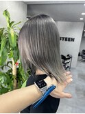 シルバーグレー