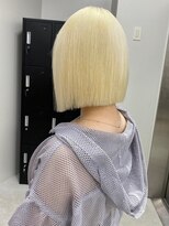 ベレーザシェルト(Beleza scelto) 10036秋色透明感オリーブベージュショコラブラウン耳かけボブ