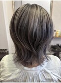 シルバーグレージュハイライトカラー 担当-木村優伽