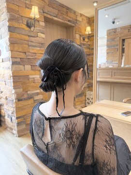 アロマ ヘアー ルーム 新宿3号店(AROMA hair room) お呼ばれシンプルシニヨン