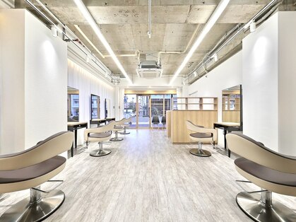 ウイ バイ ファースト 北四番丁店(u'i by first)の写真