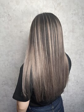 ビヨンド リンク(BEYOND L'INK) ミルクティグレージュバレイヤージュ