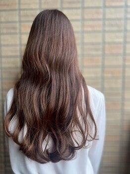 ナチュラルピー バルト 阪急高槻駅前店(Natural.P Bart)の写真/【阪急高槻市駅徒歩3分】大型店が苦手な方におすすめ！ゆったりとした空間で癒しのサロンタイムを♪