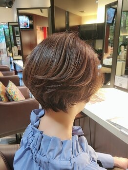 サロン ヴィジン ニューヨーク Salon Vijin NYの写真/自分で乾かすだけで決まる。再現性にこだわった。大人の似合わせカット。毎日綺麗が続く。