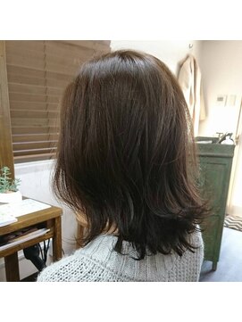 リッタ(Ritta) 外ハネグレージュ