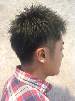 理容・美容と両方免許を取得しているオーナーがマンツーマン担当！どんなstyleも《HAIR AICIS》にお任せ！