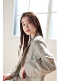 艶感たっぷりストレートヘア