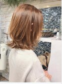 20代30代40代50代大人気脱ぺたんこヘアのラウンドCカーブカット