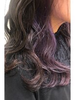 ジーナ 渋谷駅前(Zina)&nbsp;【Zina 渋谷】フリンジウェーブ×インナーカラー〈紫〉