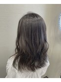 アッシュグレージュロング