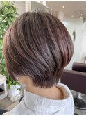 首筋が綺麗に見えるボブ☆