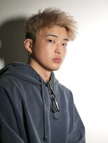 イーラ(era)&nbsp;スーツ短髪ツーブロック束感モテる黒髪シークレットパーマ流行