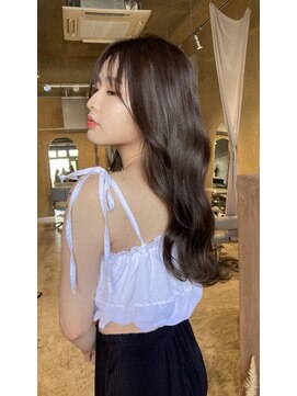 シー 岡崎(,SHE) 斜めバング/グレージュカラー/シルキーベージュ/東岡崎