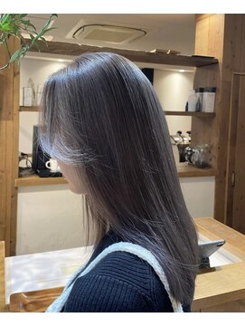 リーファ(reefur) くびレイヤー斜めバング小顔愛されグレージュカラー