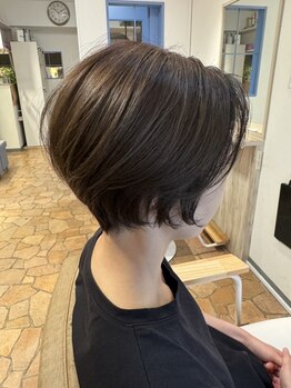 アンジュ ラヴィ(Ange Lavie)の写真/【隠すだけの白髪染めじゃない】ダメージにこだわり,カラ-をしながら髪も修復♪脱白髪染ハイライト!