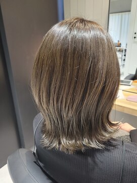 オペラバイジーナ(OPERA by ZINA) くびれオリーブグレージュ