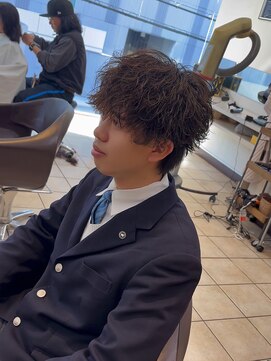 ディータ(Dita) 波巻きシャドウマッシュ