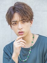 小久保styleフェザーパーマグレーブルーカラー刈り上げショート