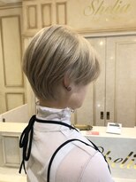 シェリア(Shelia)&nbsp;ハイトーンショート