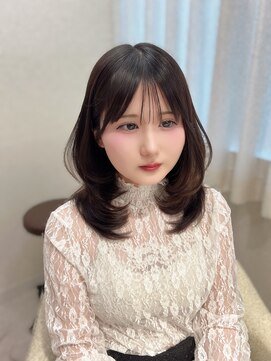 ヴェイナゴヤ(VEYY. nagoya) ミディアムレイヤー/韓国/前髪/2way/顔まわり/ブリーチなし/艶髪