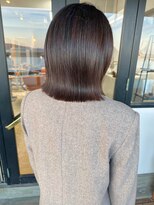 フィルム(FiLMs) イルミナカラー/艶ブラウン/切りっぱなしボブ