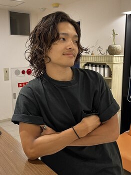 エルトレス(el tres)の写真/【三宮駅徒歩5分】第一印象を上げるスタイルはお任せ!朝のセットが簡単に決まるので忙しいビジネスマンも♪